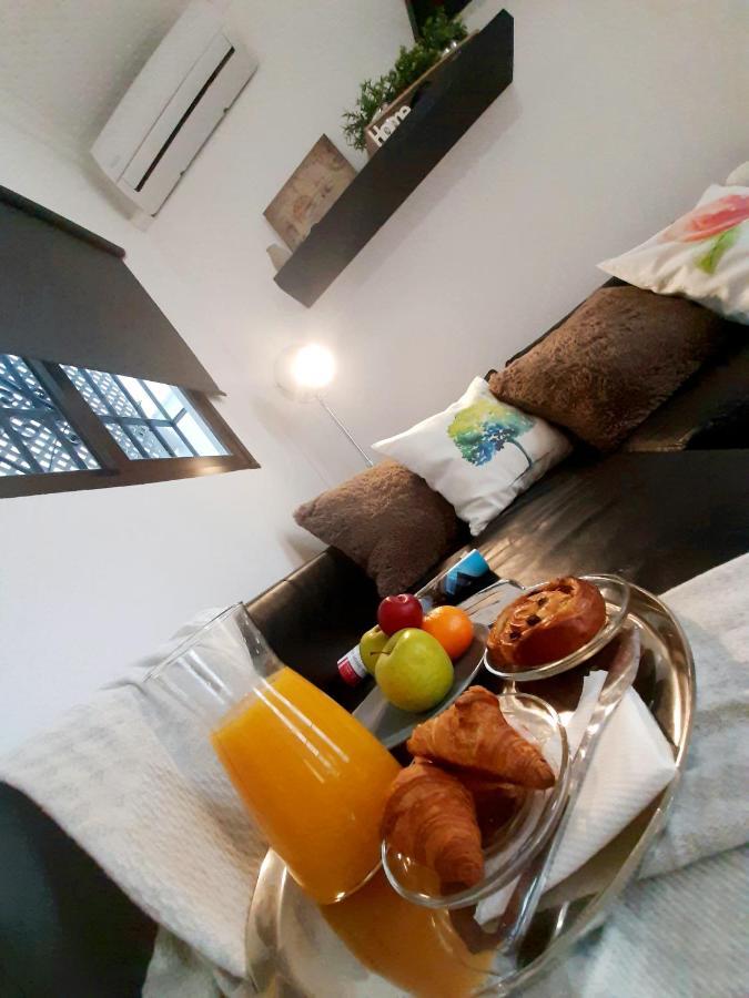 Sevilla centro Catedral BOHEMIAN&SUITES ARENAL - PARKING Esterno foto